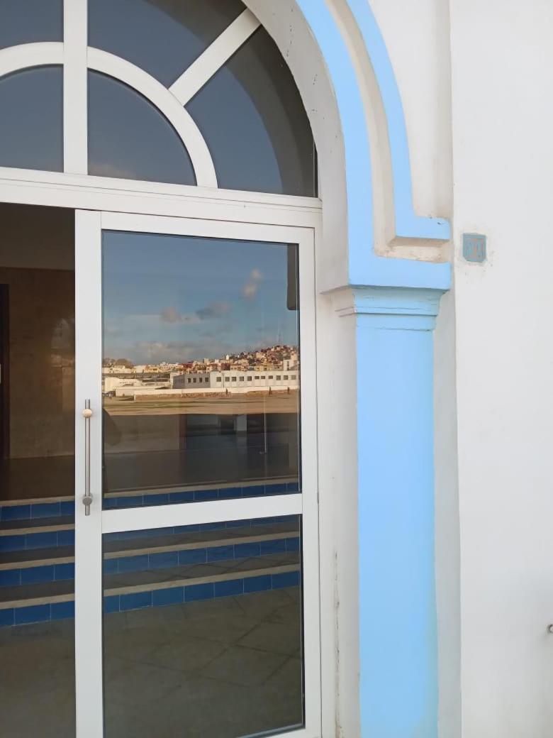 La Perle Bleue Apartment *